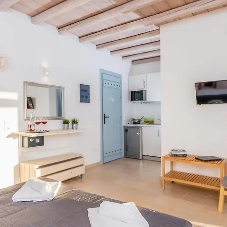 Hotel Electra Village 3*